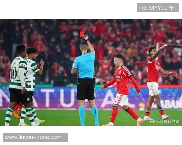 世界杯惊现冷门那不勒斯与本菲卡激战成平局十大精彩瞬间回顾